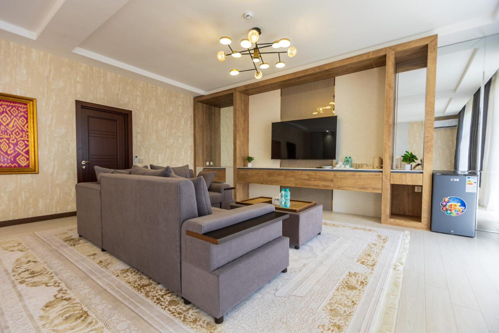 Hotel Panorama Duşanbe Dış mekan fotoğraf